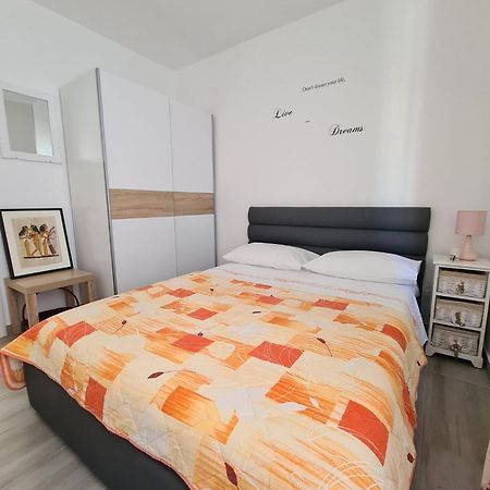 Apartman Varga Trogir Exterior photo